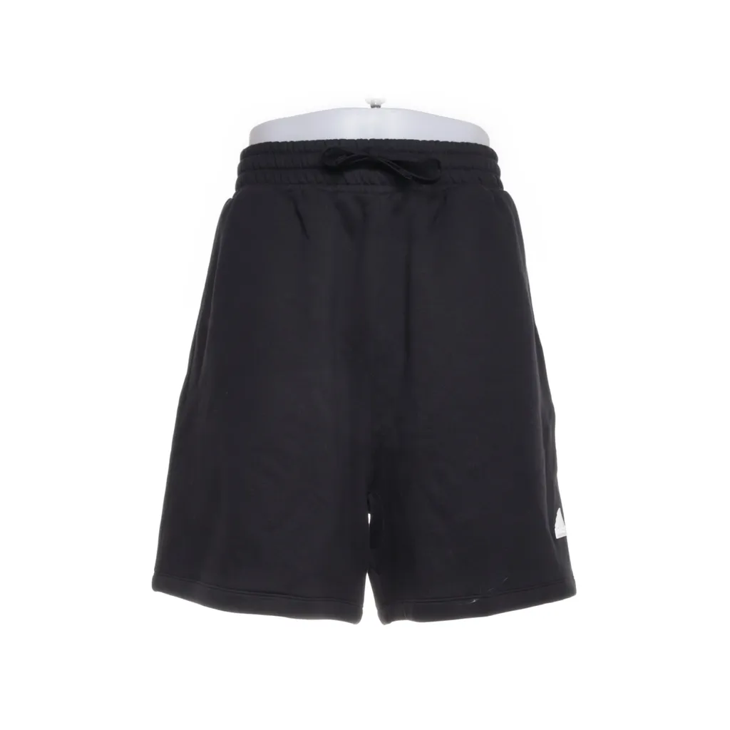 Image of Adidas Sweatshort (Preloved)