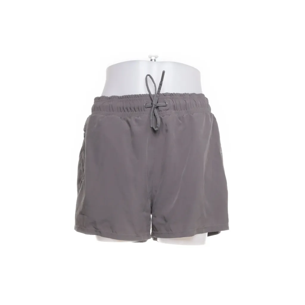 Image of ICANIWILL Korte broek (Preloved)