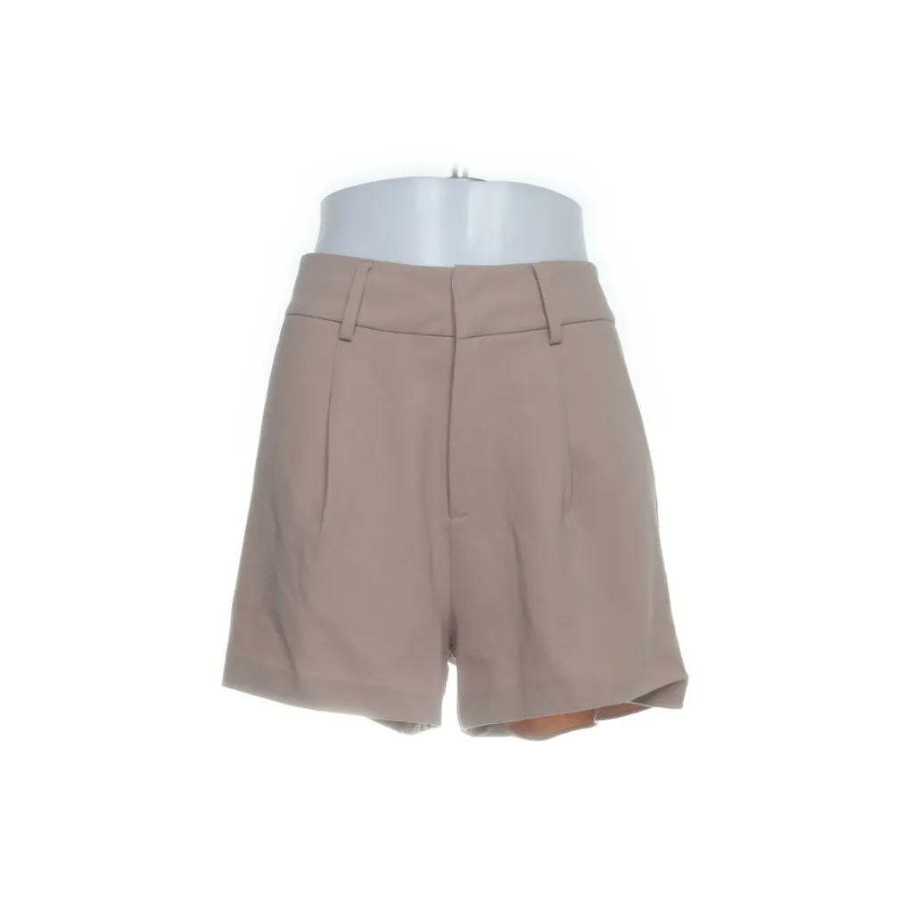 Image of Adoore Korte broek (Preloved)