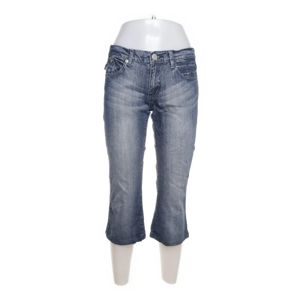 Image of Victoria Beckham Driekwart broek (Preloved)