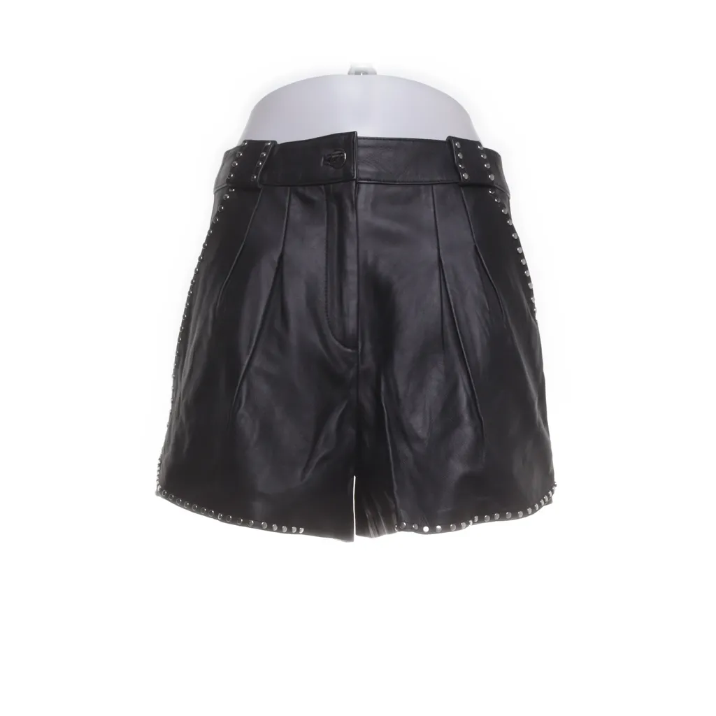 Image of Maje Leren shorts (Preloved)