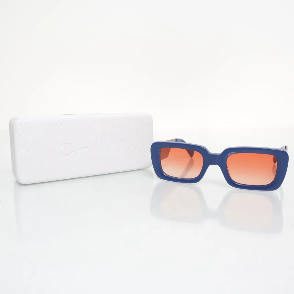 Image of Chimi Zonnebril (Preloved)