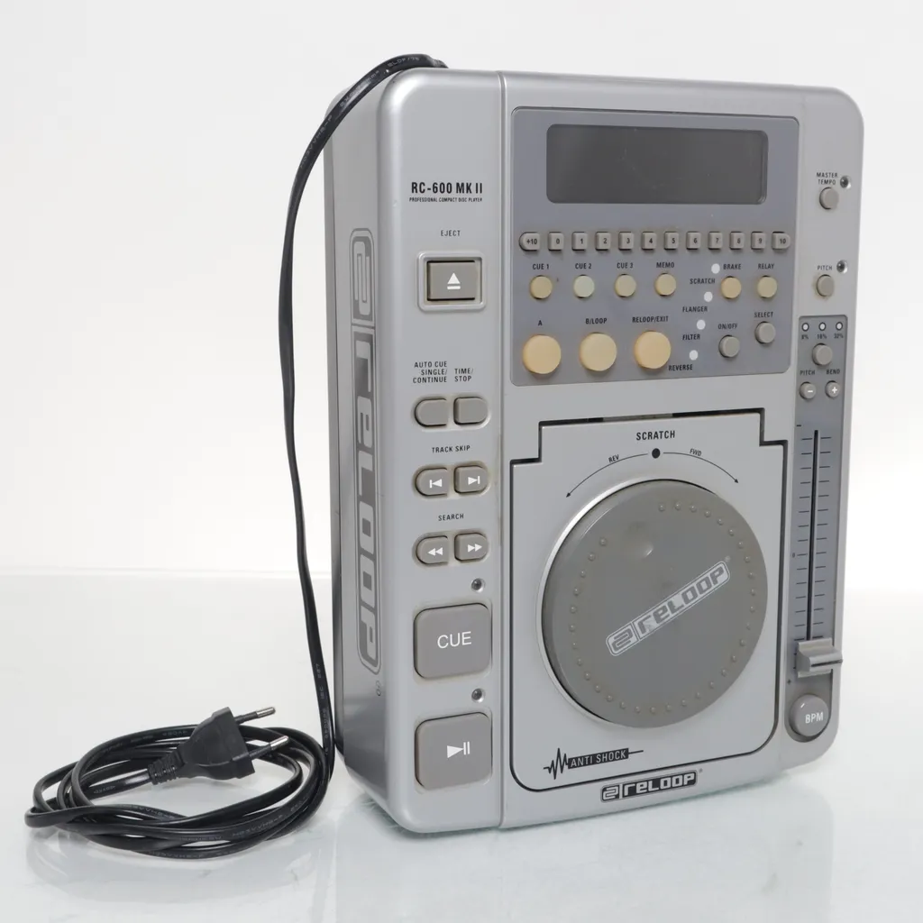 Image of Reloop Mixtafel (Preloved)
