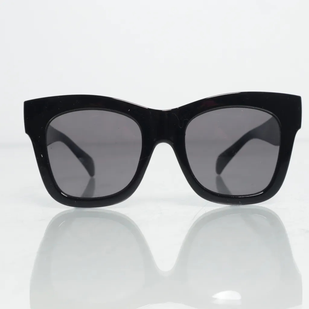 Image of Weekday Zonnebril (Preloved)
