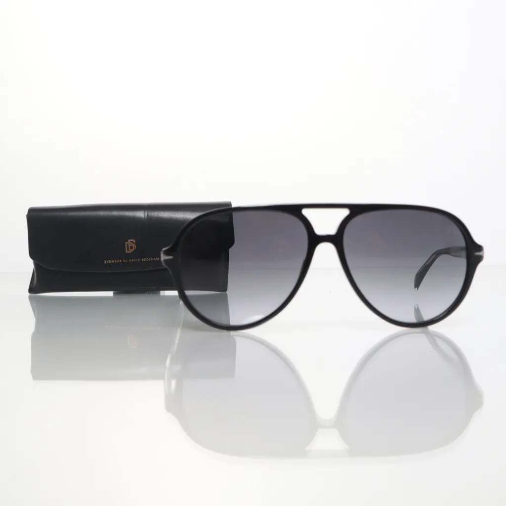 Image of Eyewear by David Beckham Zonnebril (Preloved)