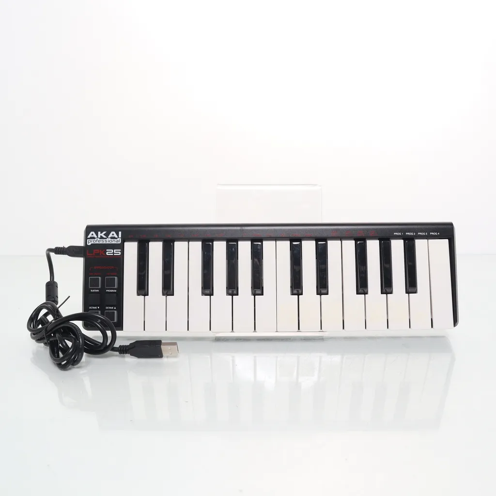 Image of Akai Proffessional Keyboard (Preloved)