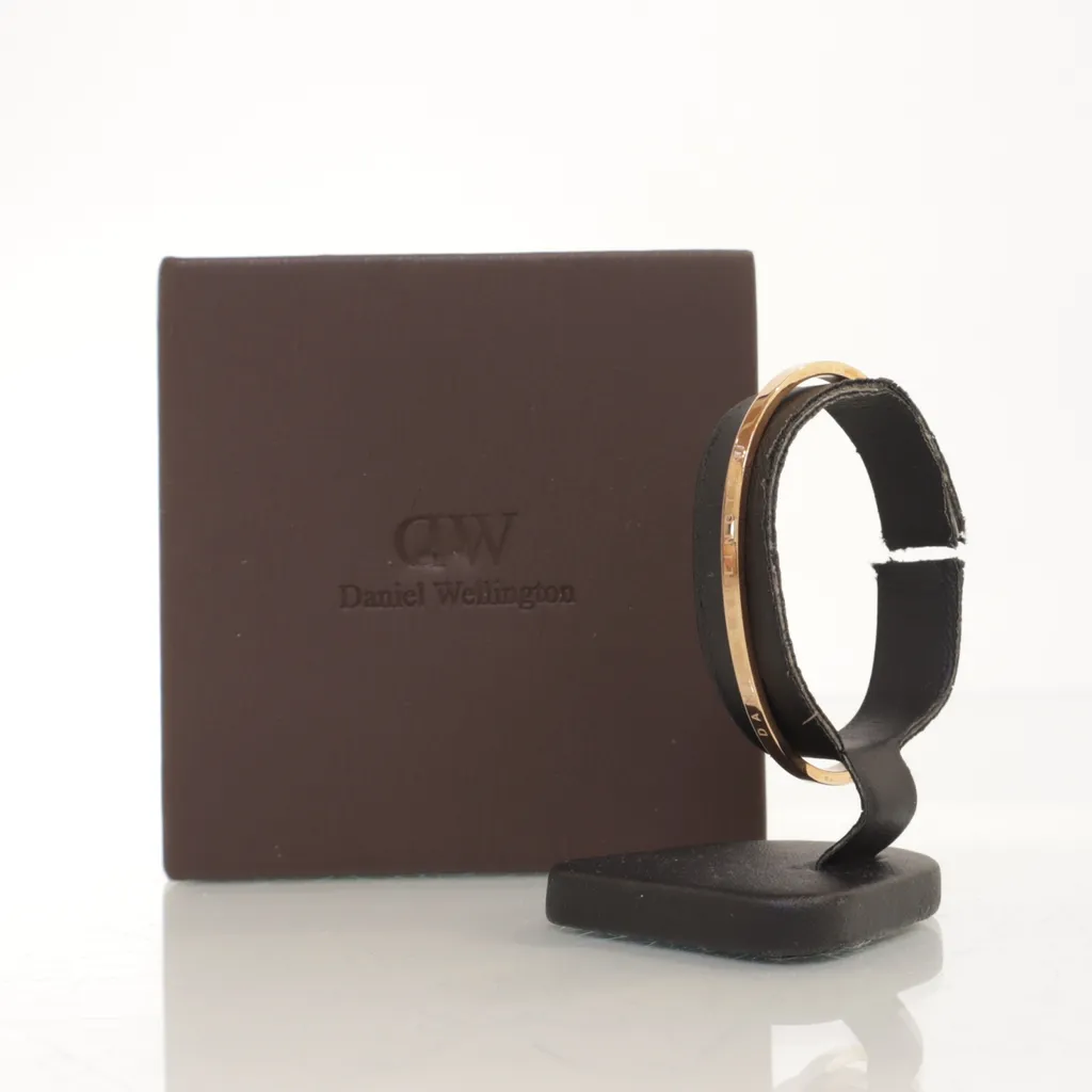 Image of Daniel Wellington Bangle (Preloved)