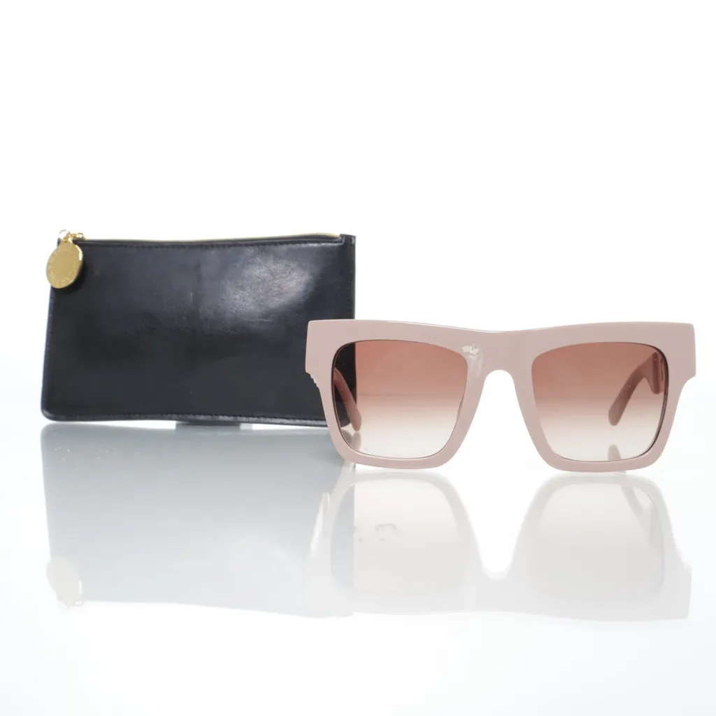 Image of Stella McCartney Zonnebril (Preloved)