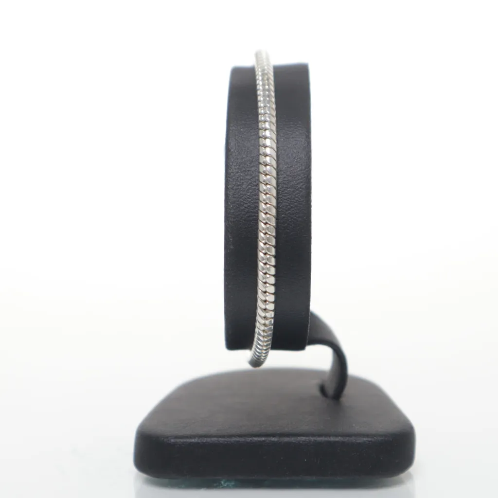 Image of FBM Armband (Preloved)