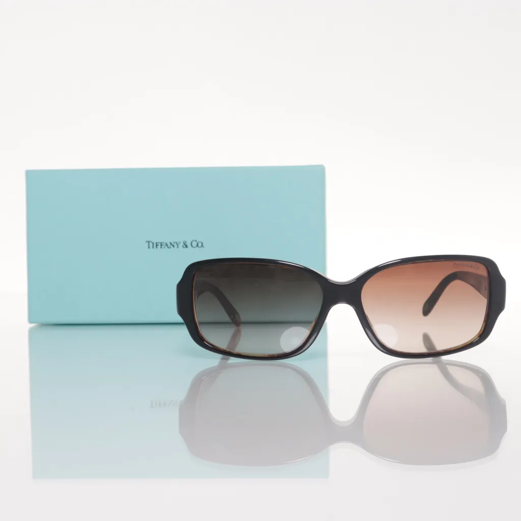 Image of Tiffany & Co. Zonnebril (Preloved)