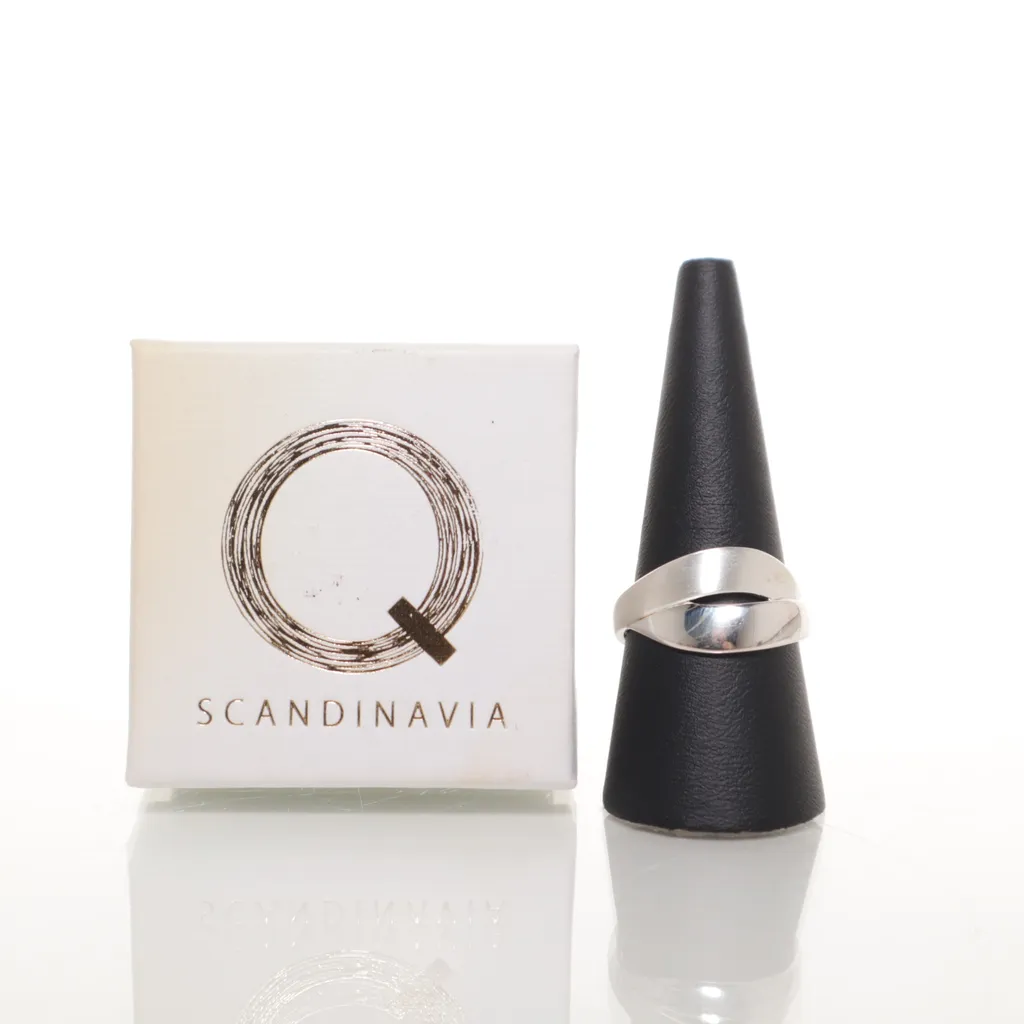 Image of Q Scandinavia Ring (Preloved)