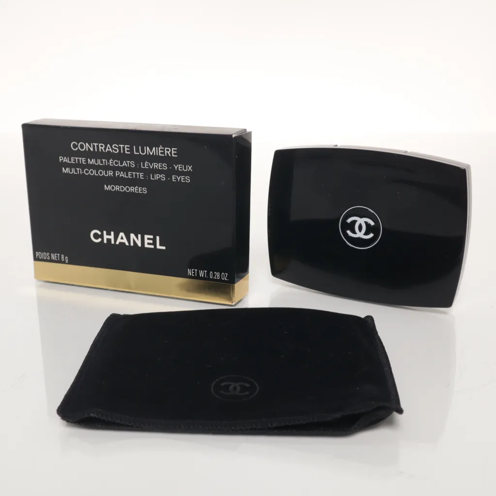 Image of Chanel Oogschaduw (Preloved)