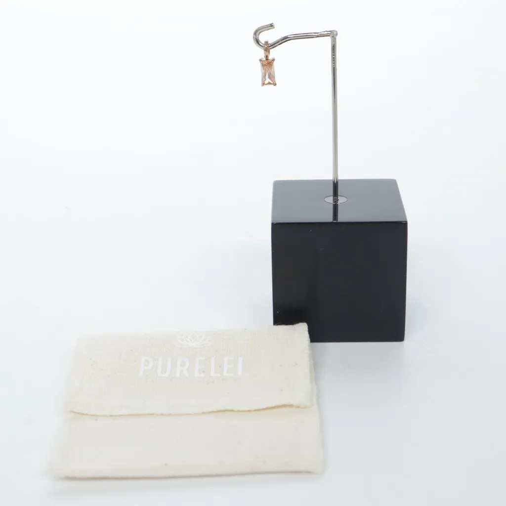 Image of Purelei Hanger (Preloved)