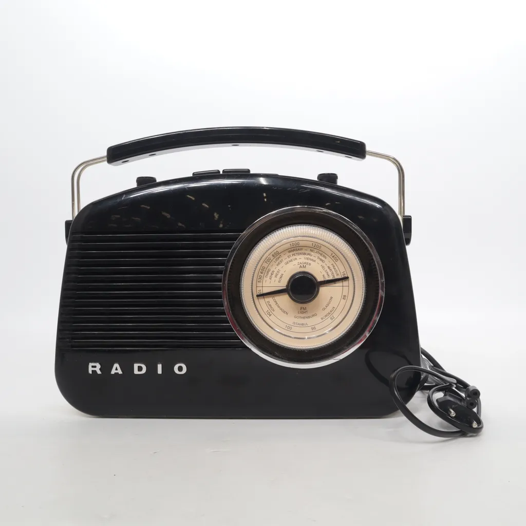 Image of Radio Retro Racing Radio (Preloved)