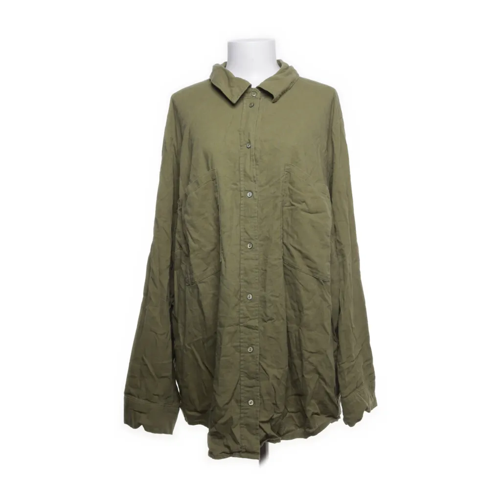 Image of ONLY Carmakoma Shirt (Preloved)
