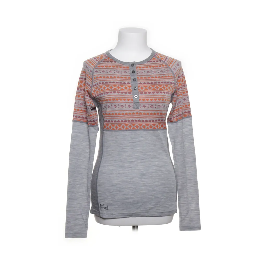 Image of Varg Henley shirt (Preloved)