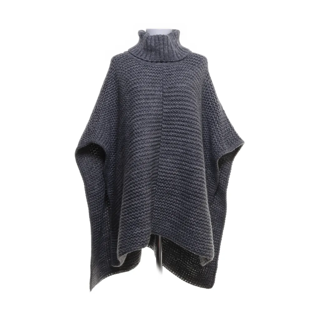 Image of UGG Poncho (Preloved)