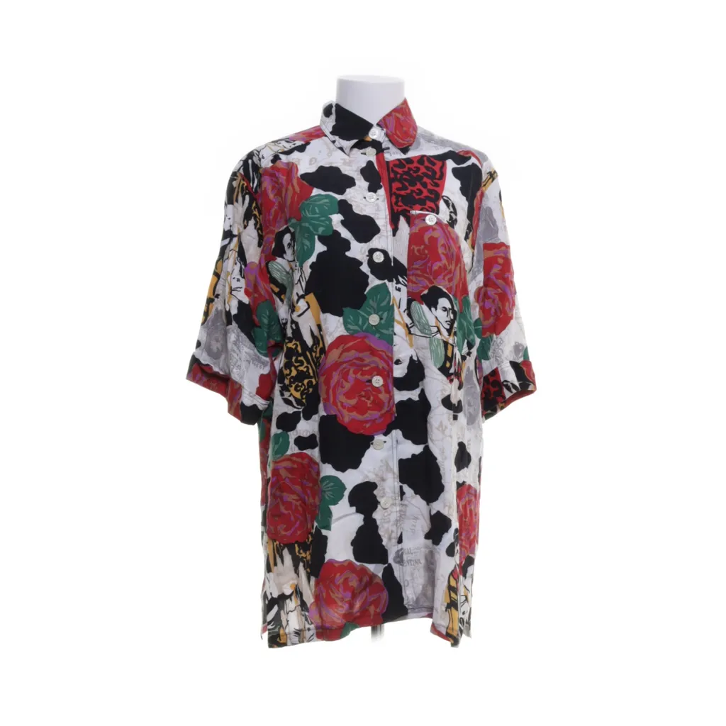 Image of Givenchy Korte mouwen shirt (Preloved)