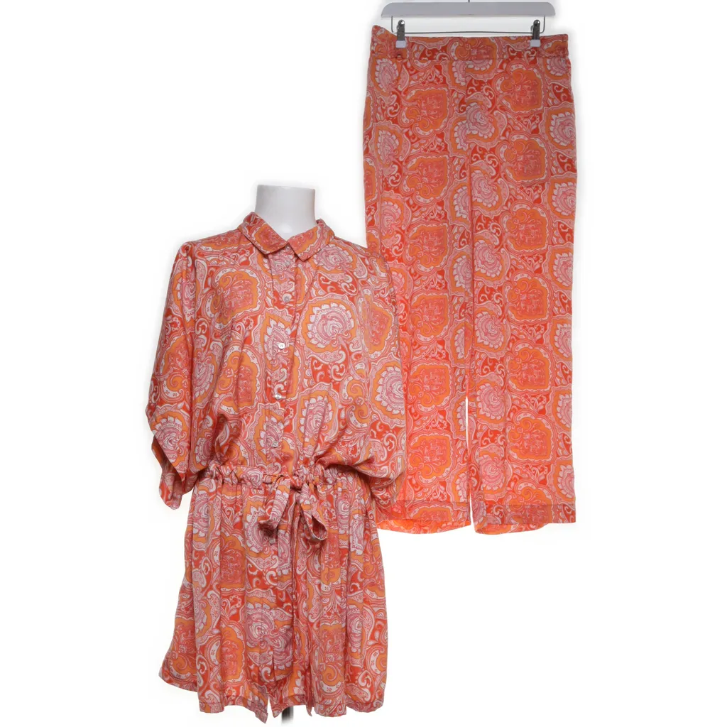 Image of Holly & Whyte by Lindex Set (Preloved)
