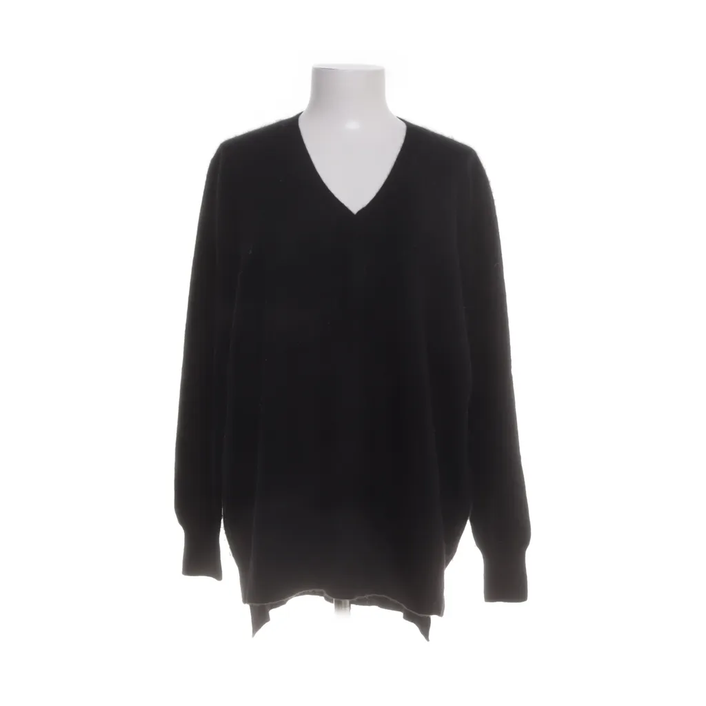 Image of Lisa Yang Pullover (Preloved)