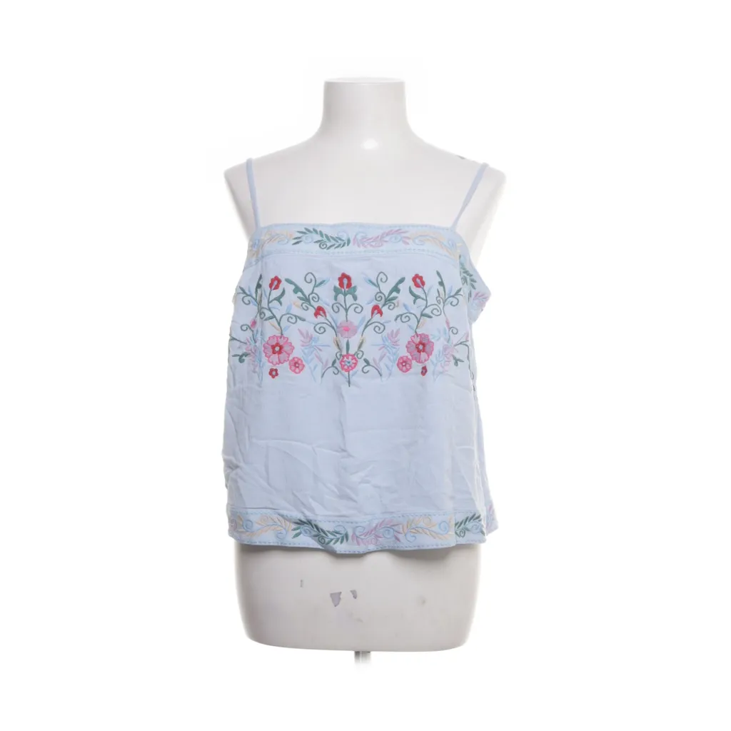 Image of YAS Crop top (Preloved)