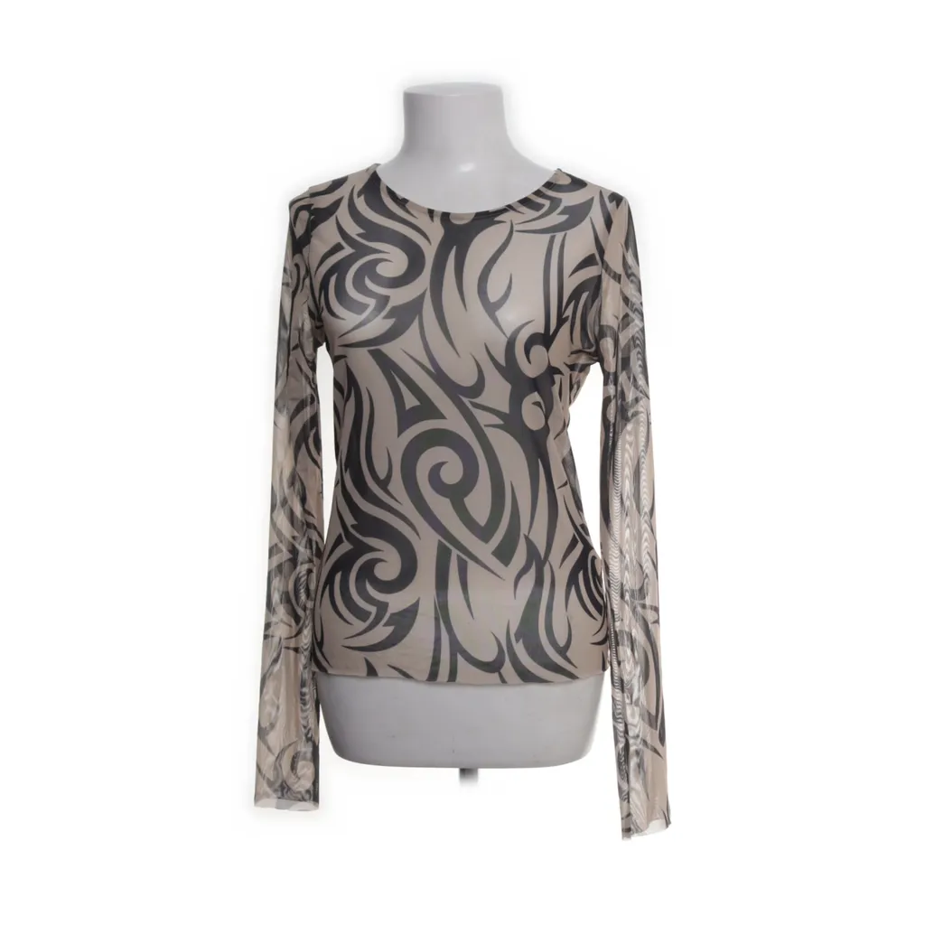Image of Weekday Top (Preloved)