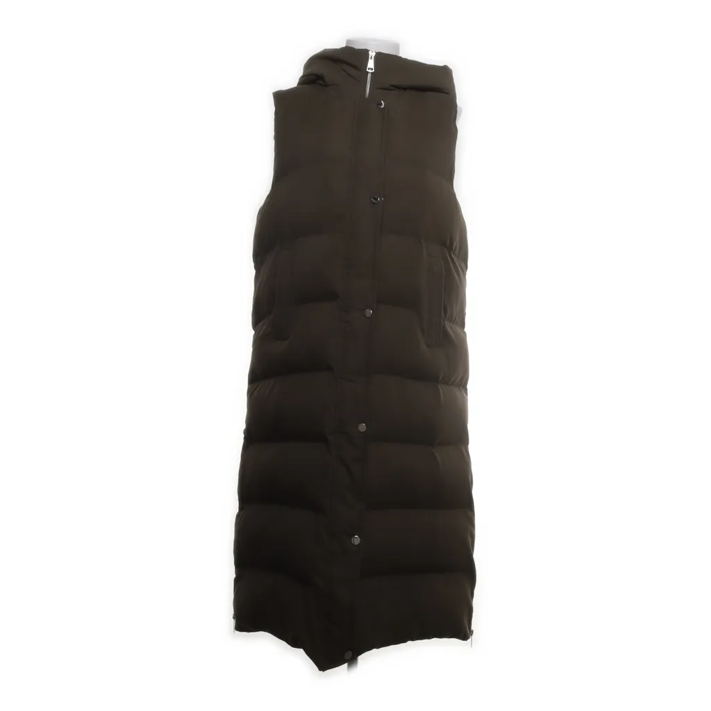 Image of White Icy Outdoor vest (Preloved)
