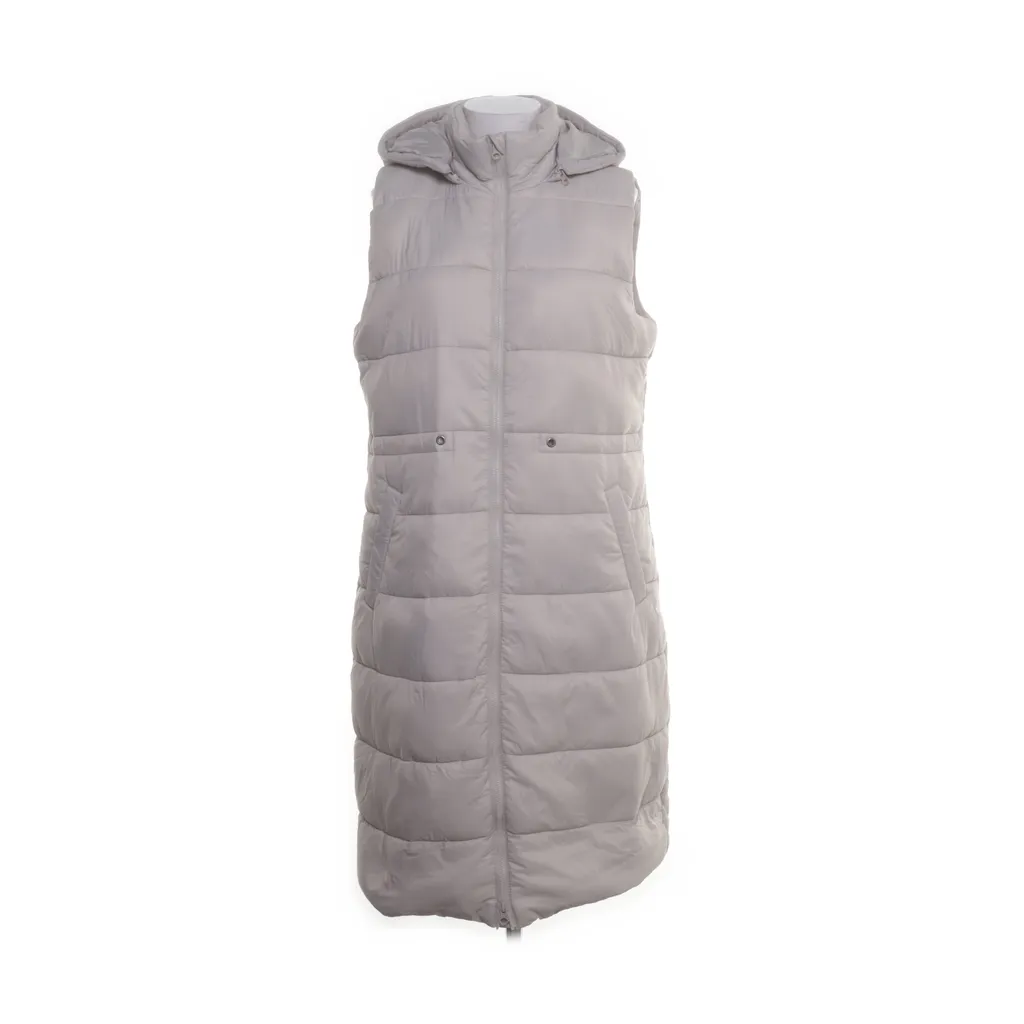 Image of Cream Outdoor vest (Preloved)