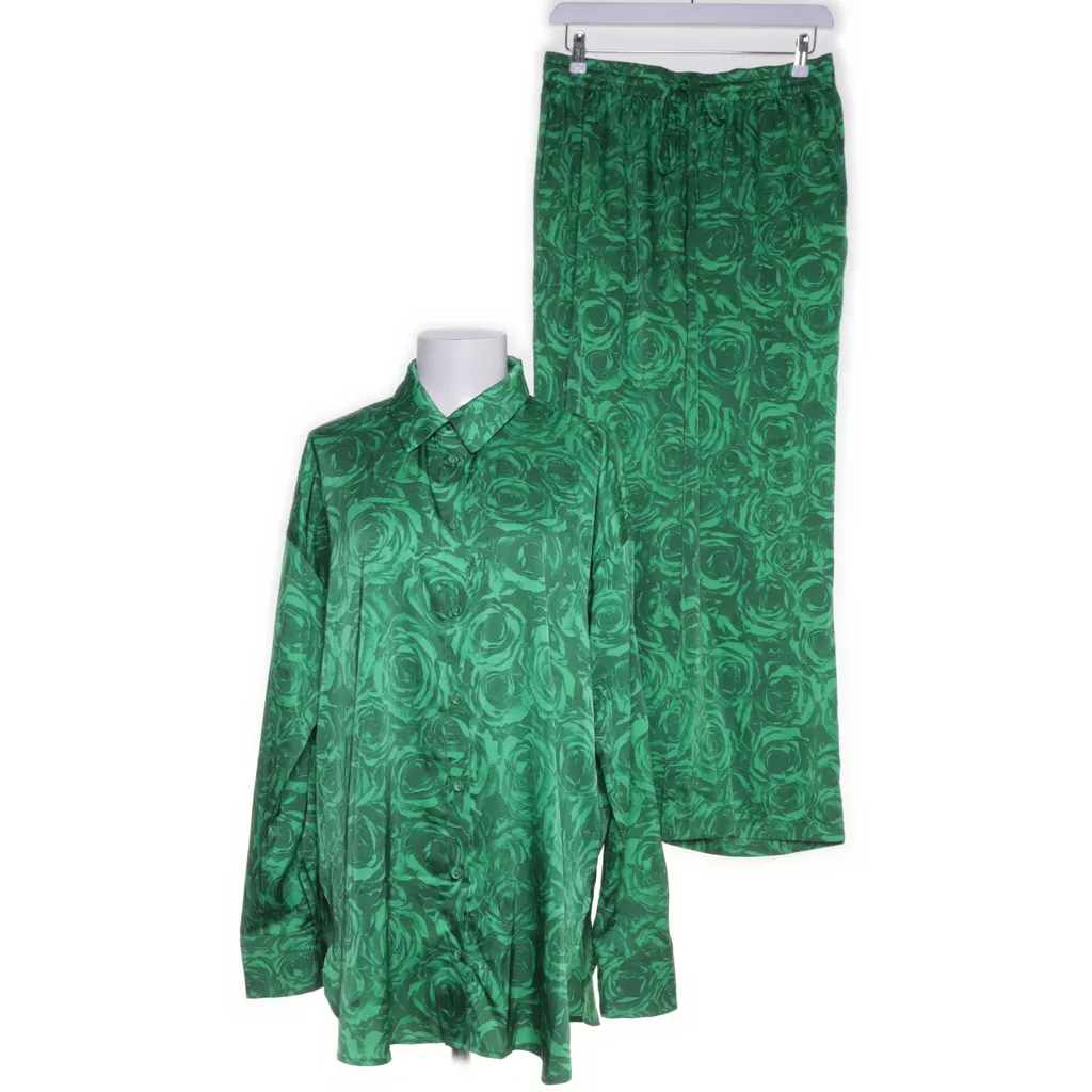 Image of Love & Divine Set (Preloved)