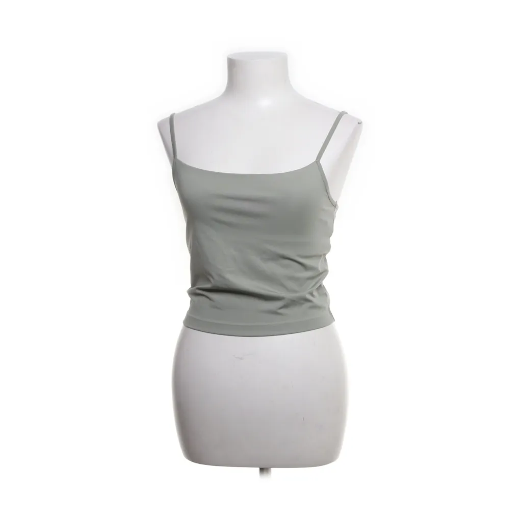 Image of H&M Move Crop top (Preloved)