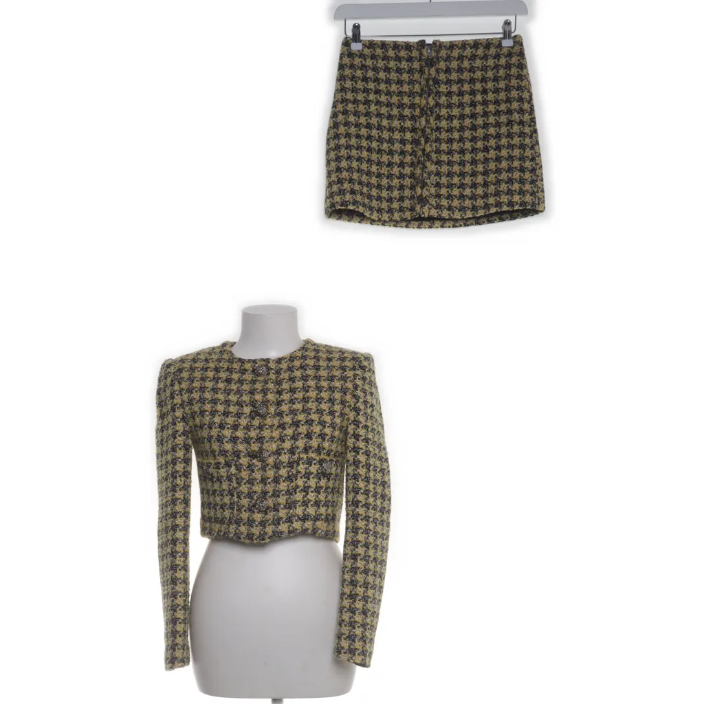Image of Mango Mantelpak (Preloved)