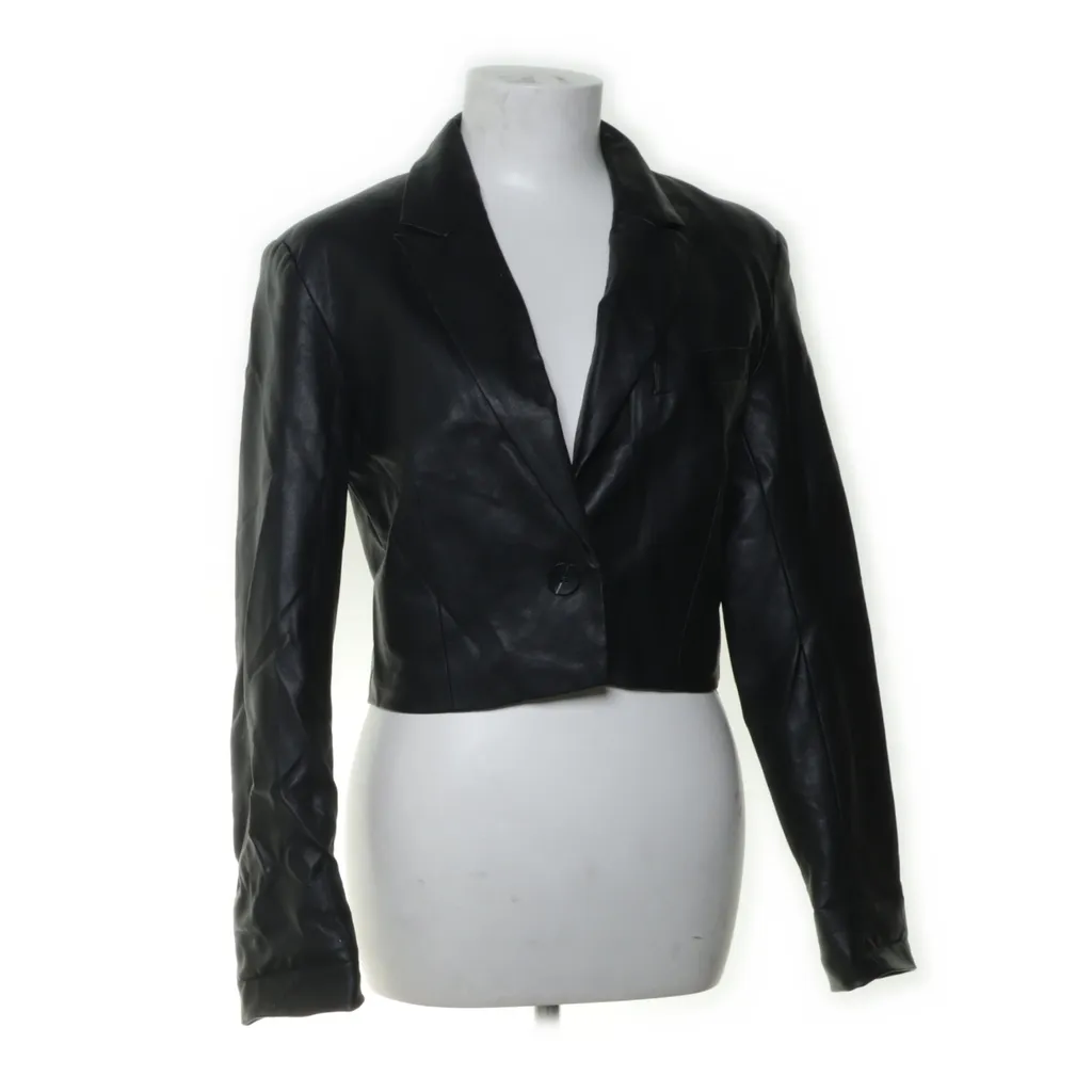 Image of Amisu Leren jack (Preloved)