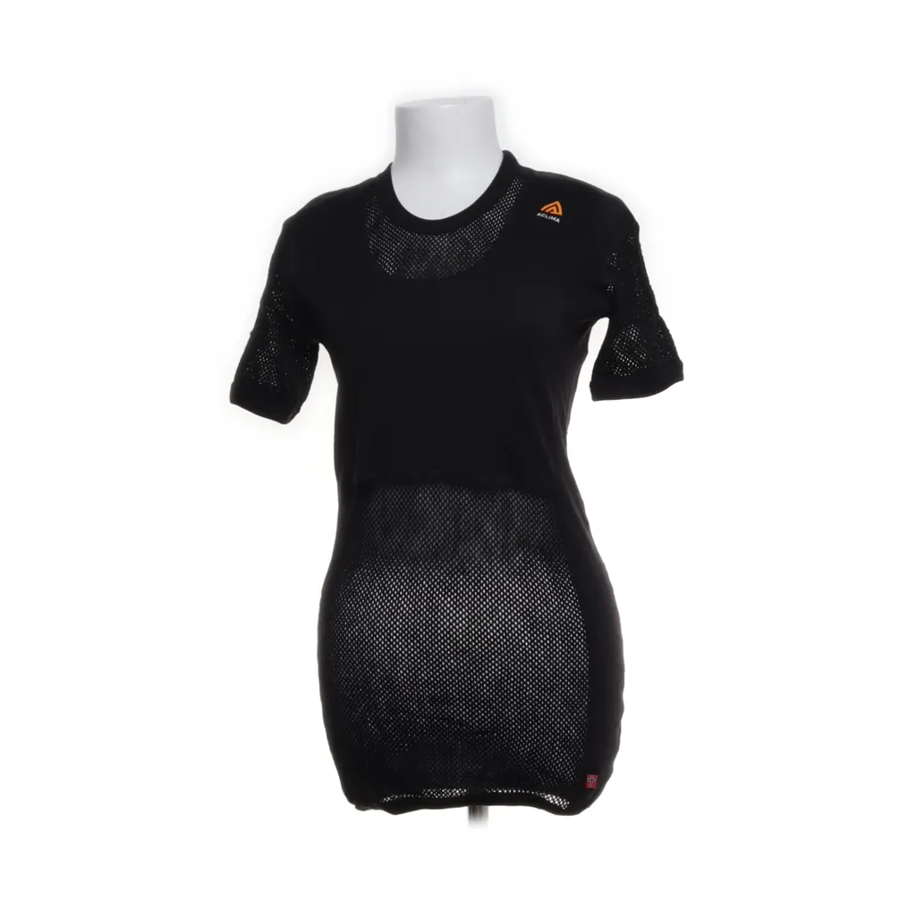 Image of Aclima T-shirt (Preloved)