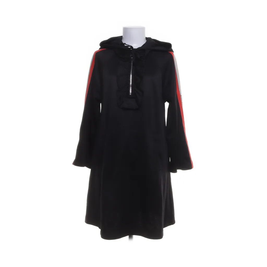 Image of Gucci Capuchon jurk (Preloved)