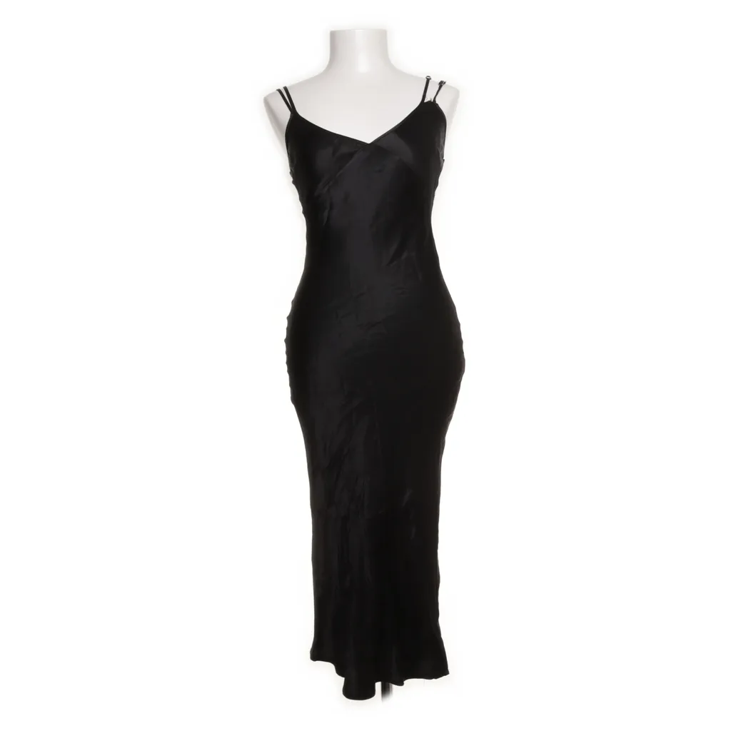 Image of Bershka Avondjurk (Preloved)