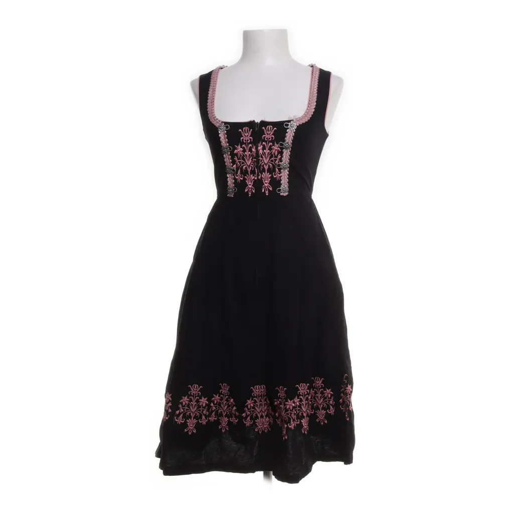 Image of Oscar Trachten Dirndl (Preloved)