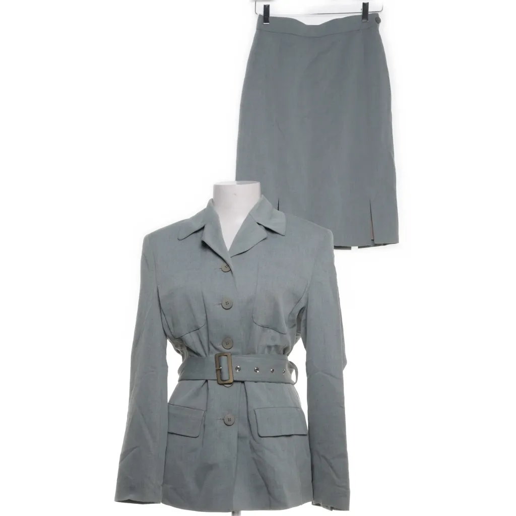 Image of Radar Mantelpak (Preloved)