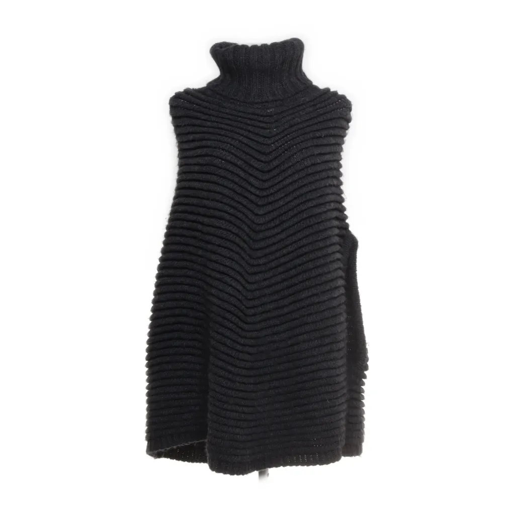 Image of Diesel Spencer (Preloved)