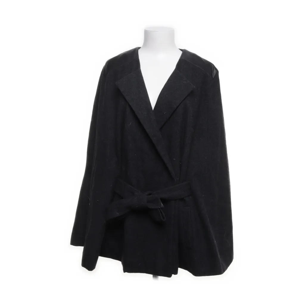 Image of Vero Moda Cape (Preloved)
