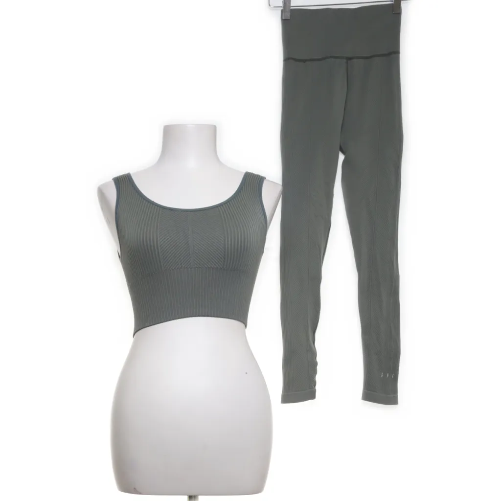 Image of Born Living Yoga Trainingsset (Preloved)