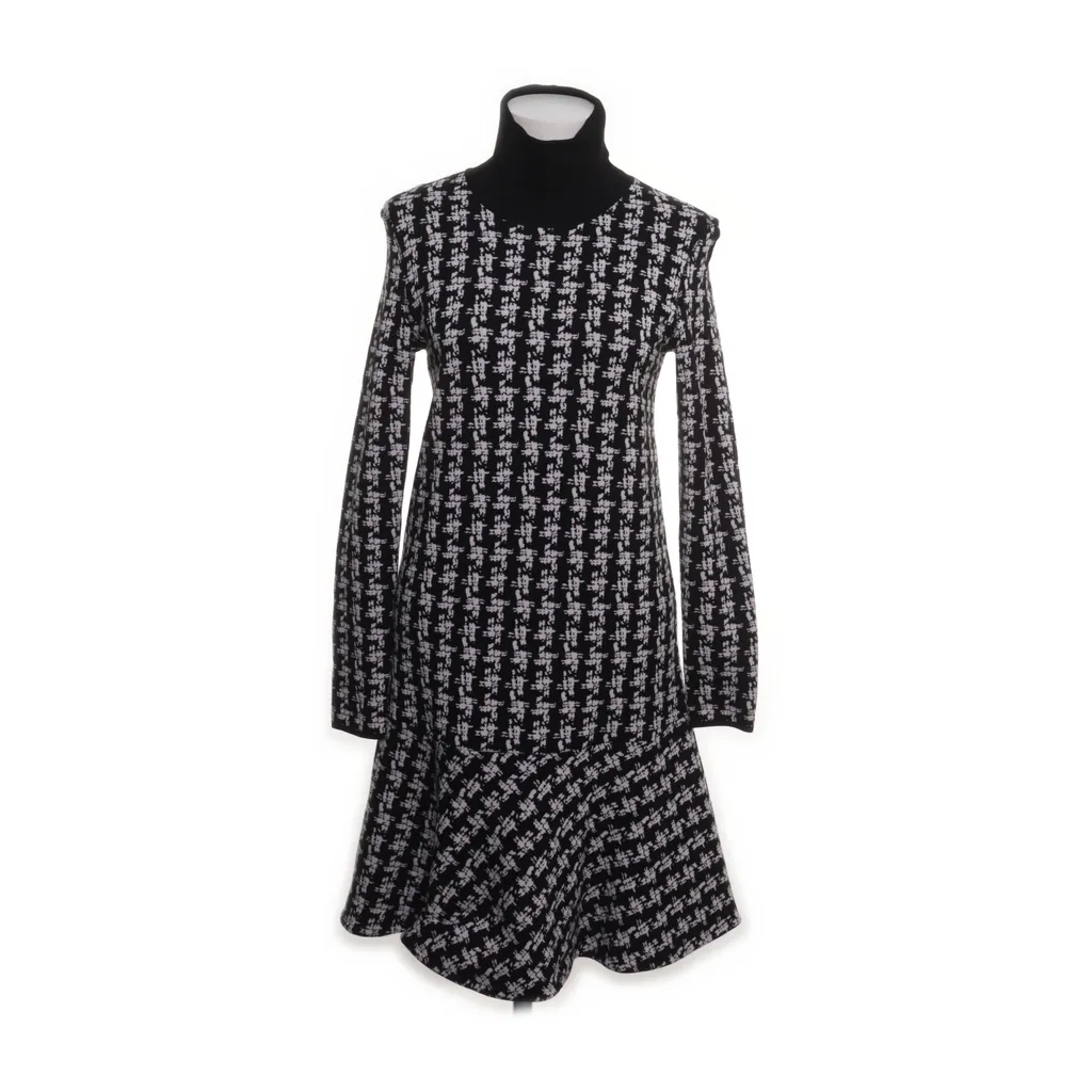 Image of Marc Cain Jurk met col (Preloved)