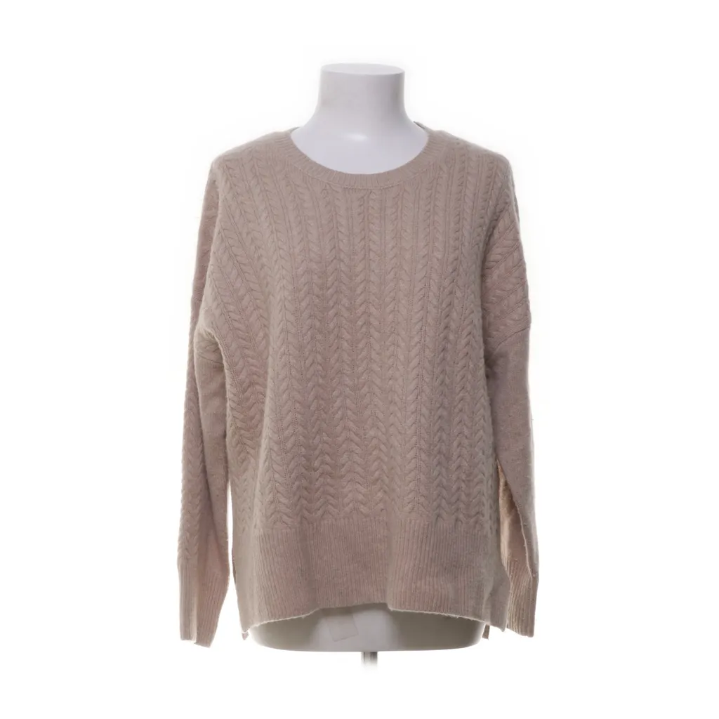 Image of Noom Trui (Preloved)
