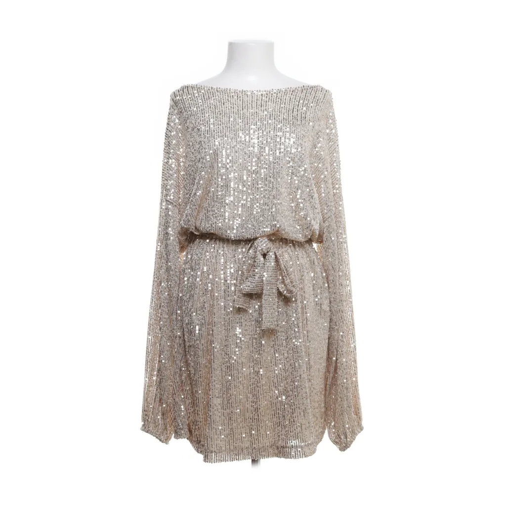 Image of Maja Nilsson Lindelöf x Gina Tricot Jurk (Preloved)