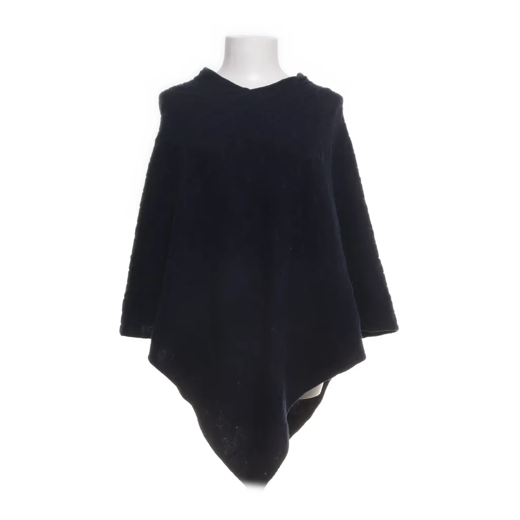 Image of GANT Poncho (Preloved)