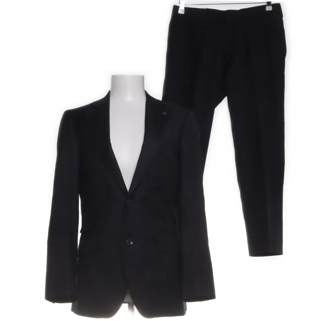 Image of The Tailoring Club Pak (Preloved)