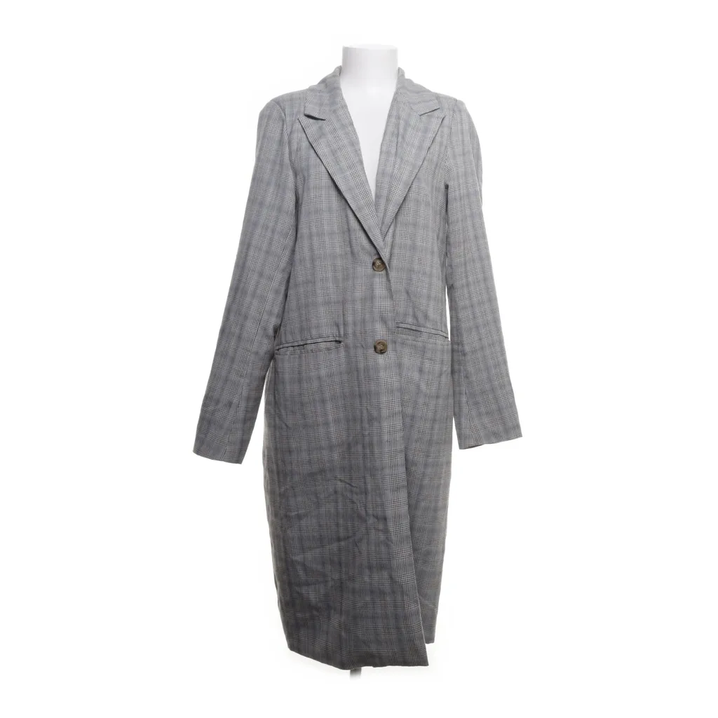 Image of NLY Trend Jas (Preloved)
