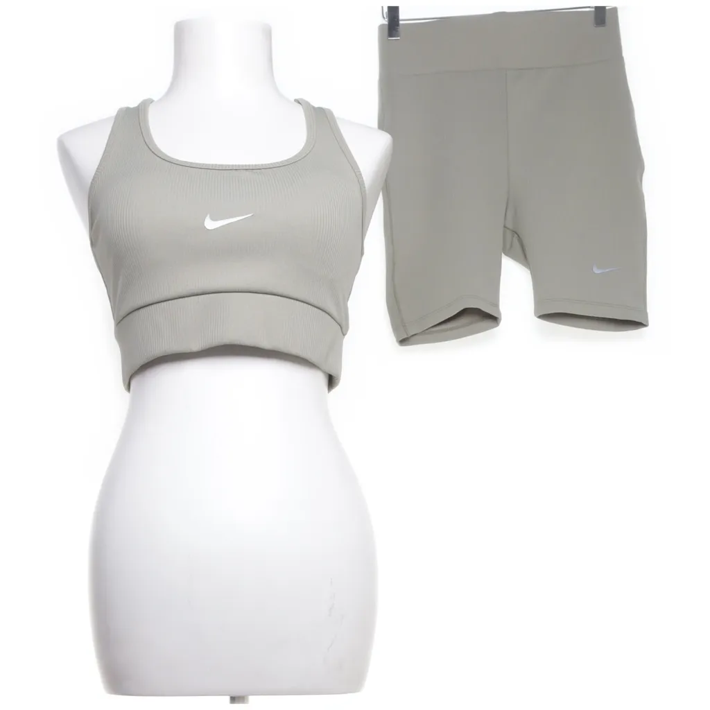 Image of Nike Trainingsset (Preloved)