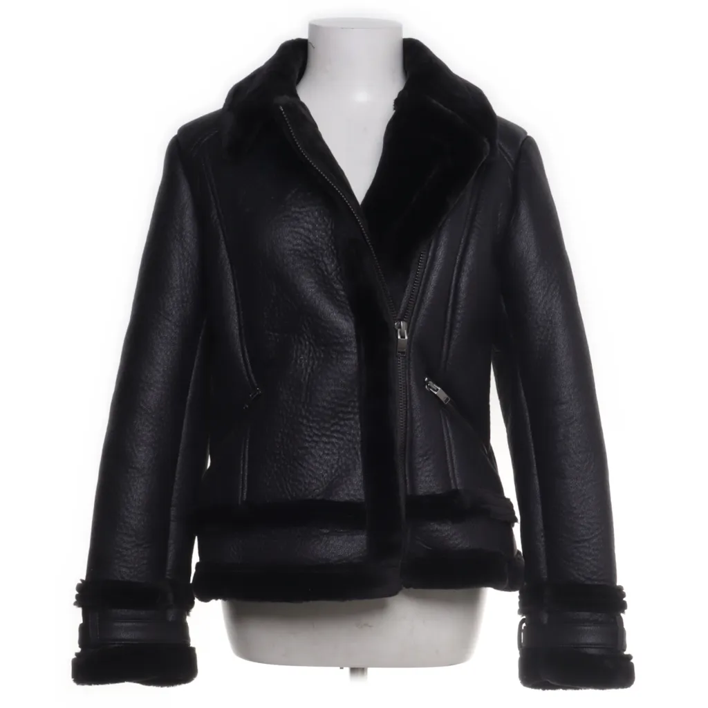 Image of ONLY Shearling jas (Preloved)