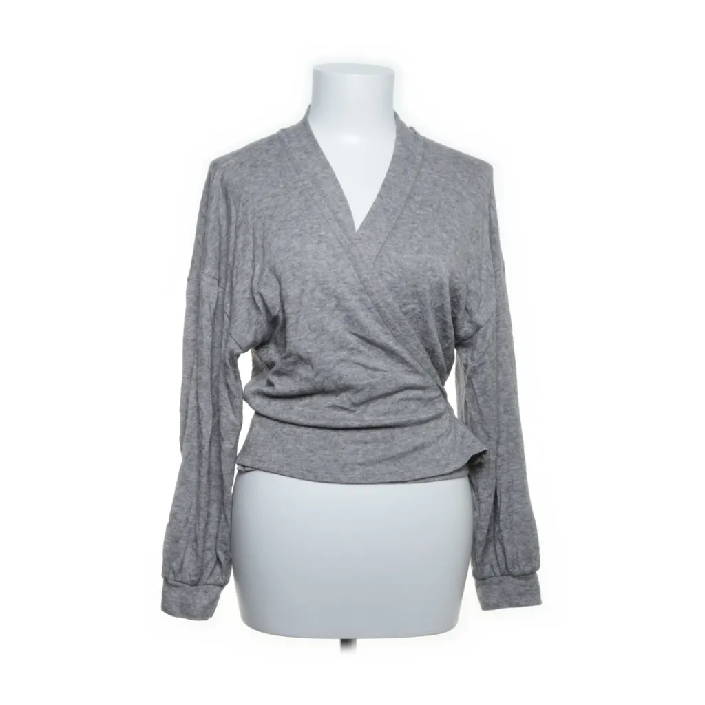 Image of Oysho Sport Wikkelvest (Preloved)