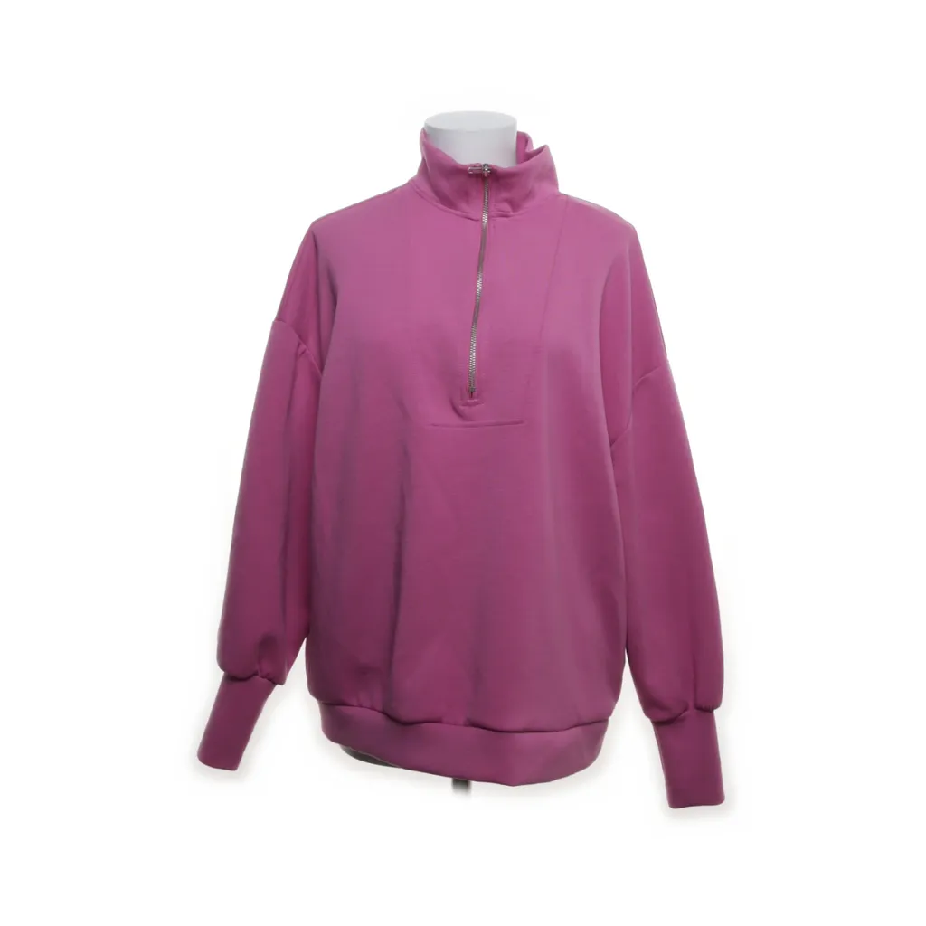 Image of ONLY Carmakoma Sweatshirt (Preloved)